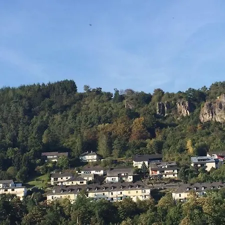Villa-loewenburg-gerolstein Hébergement de vacances *